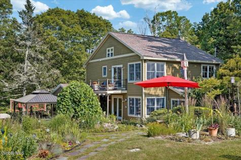 231 North Road Averill Park NY 12018