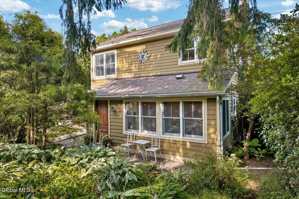 231 North Road Averill Park NY 12018