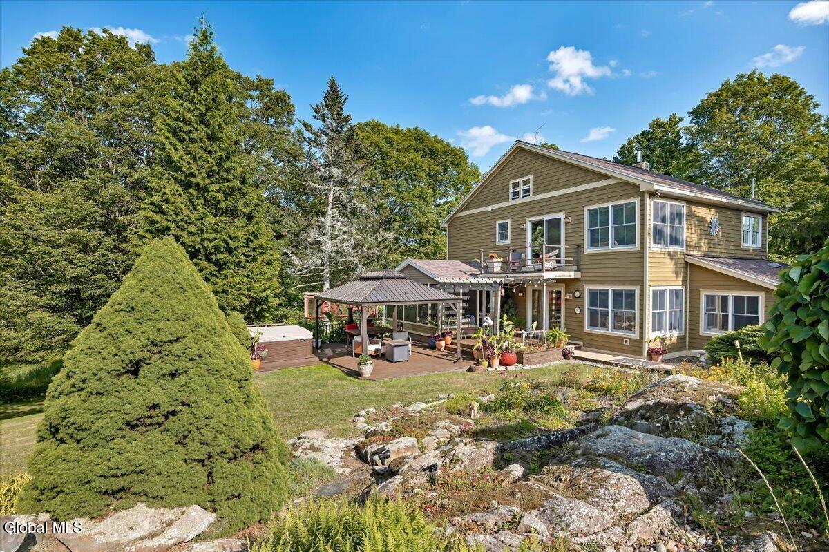 231 North Road Averill Park NY 12018