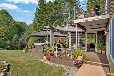 231 North Road Averill Park NY 12018