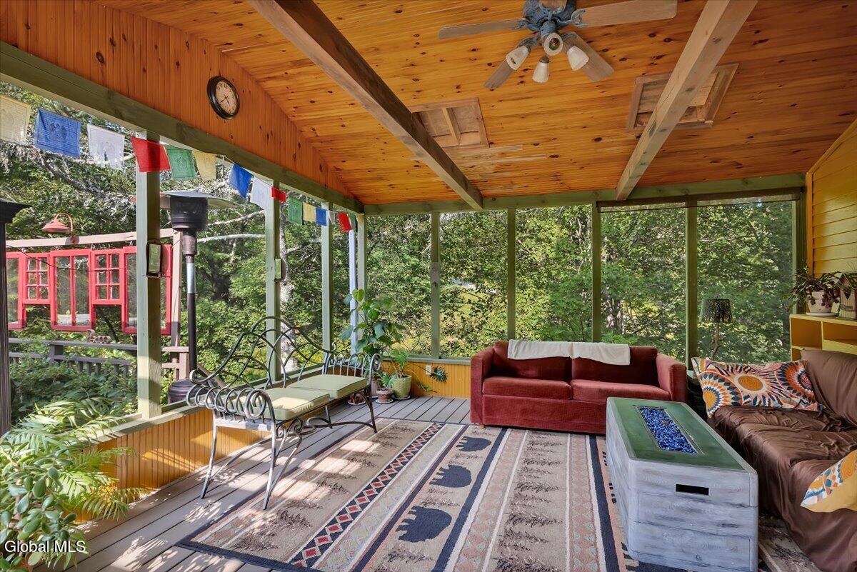 231 North Road Averill Park NY 12018