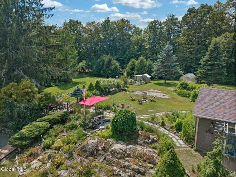 231 North Road Averill Park NY 12018