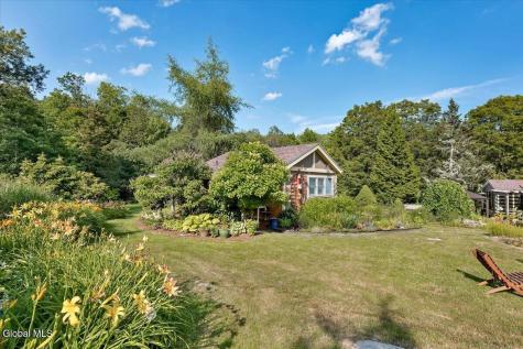 231 North Road Averill Park NY 12018