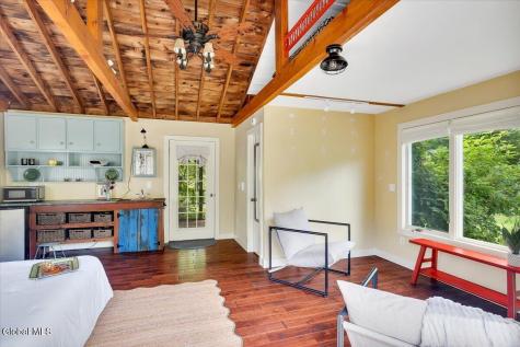 231 North Road Averill Park NY 12018