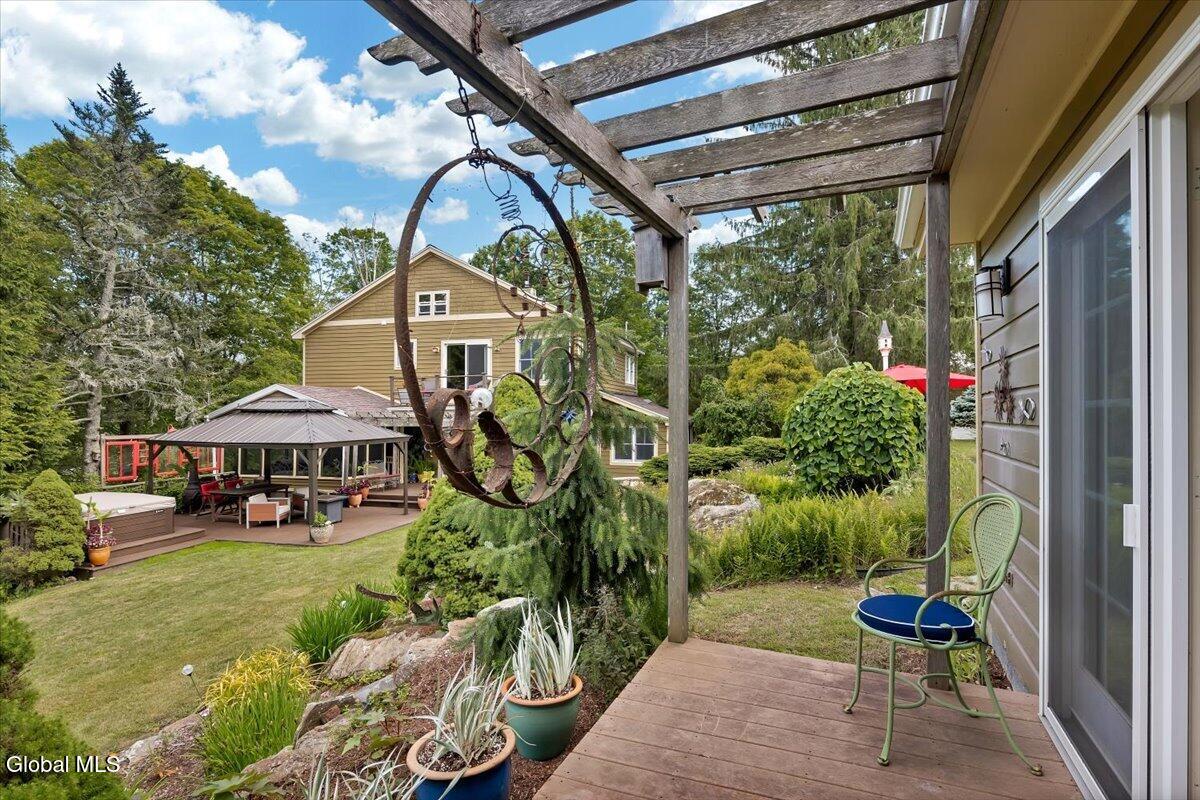 231 North Road Averill Park NY 12018