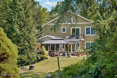231 North Road Averill Park NY 12018