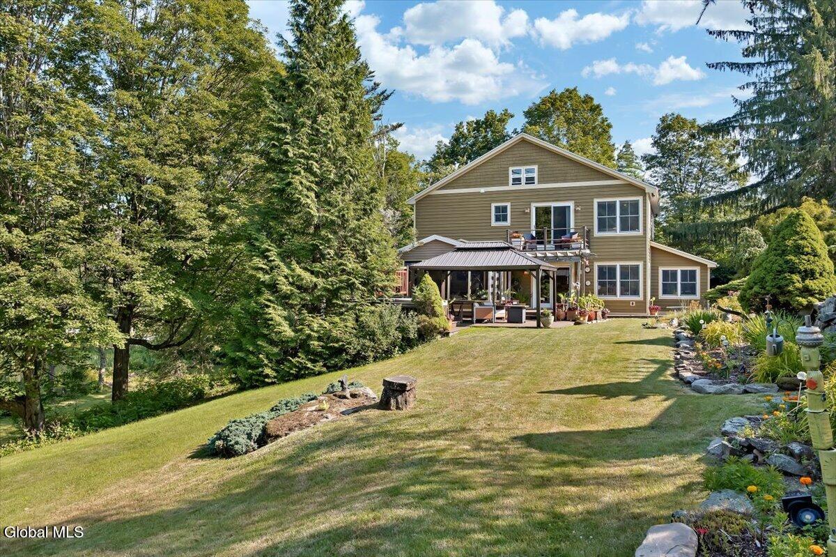 231 North Road Averill Park NY 12018
