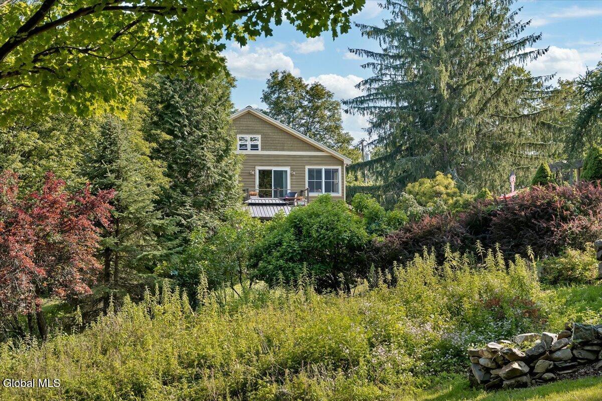 231 North Road Averill Park NY 12018