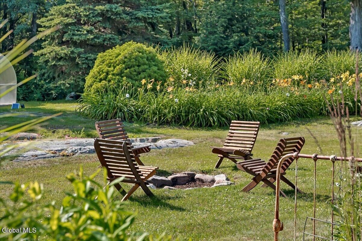 231 North Road Averill Park NY 12018
