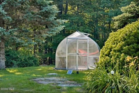 231 North Road Averill Park NY 12018