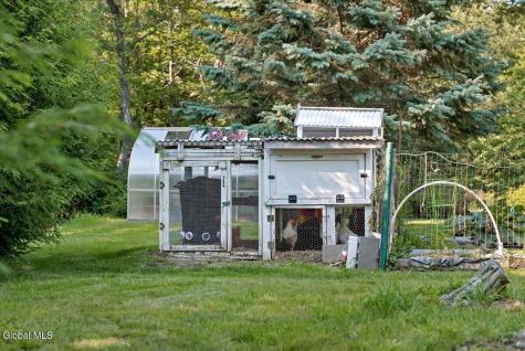 231 North Road Averill Park NY 12018