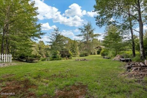 231 North Road Averill Park NY 12018