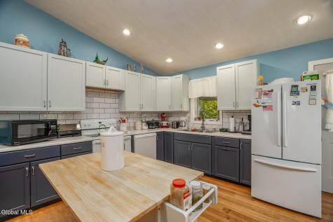 401 Rabbit College Road Petersburgh NY 12138
