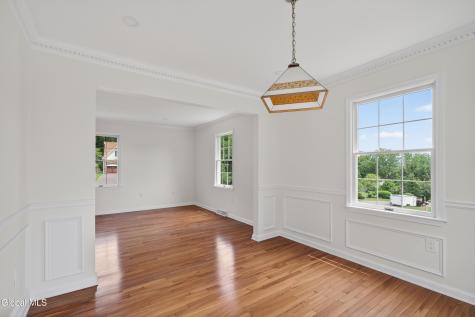 16 Park Drive Menands NY 12204