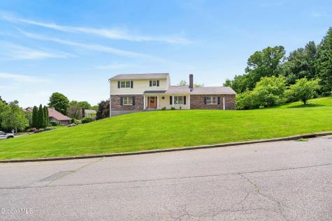 16 Park Drive Menands NY 12204