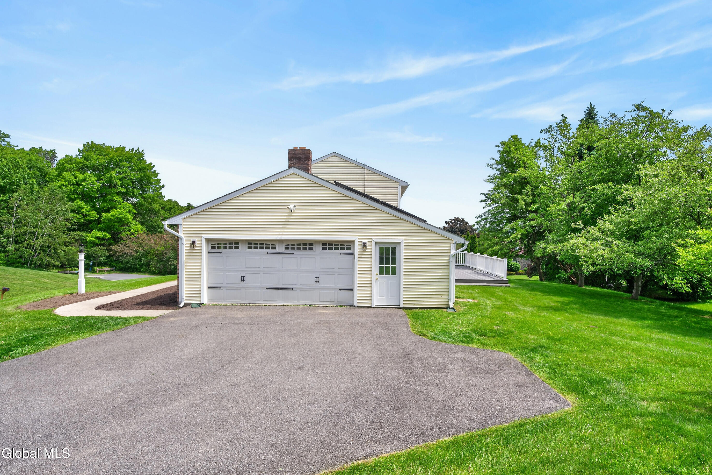 16 Park Drive Menands NY 12204