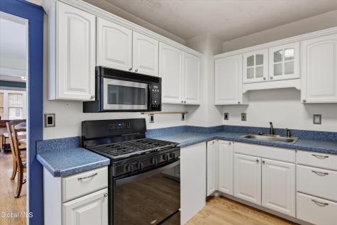 1452 Garner Avenue Schenectady NY 12309