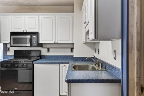 1452 Garner Avenue Schenectady NY 12309