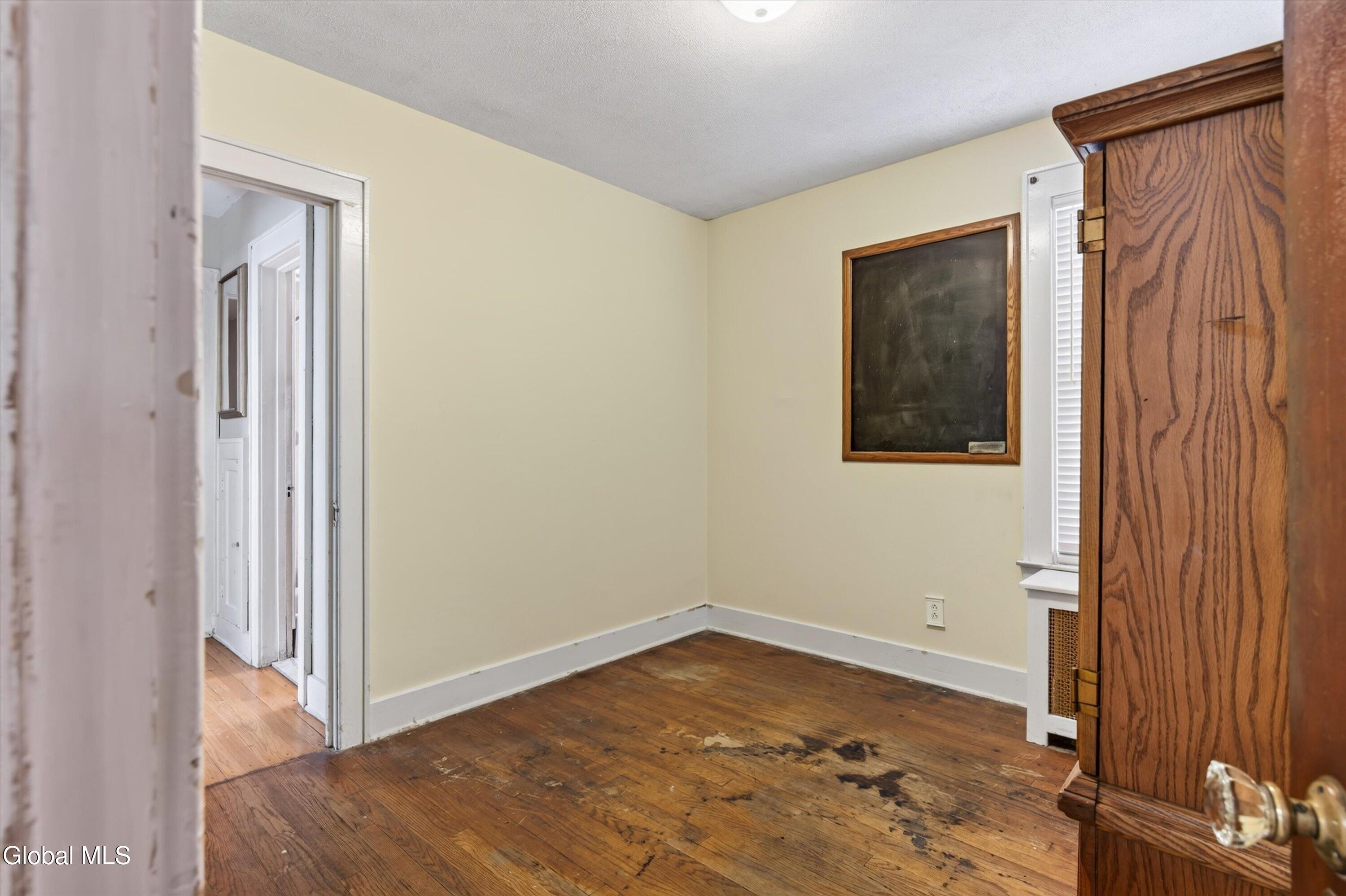 1452 Garner Avenue Schenectady NY 12309