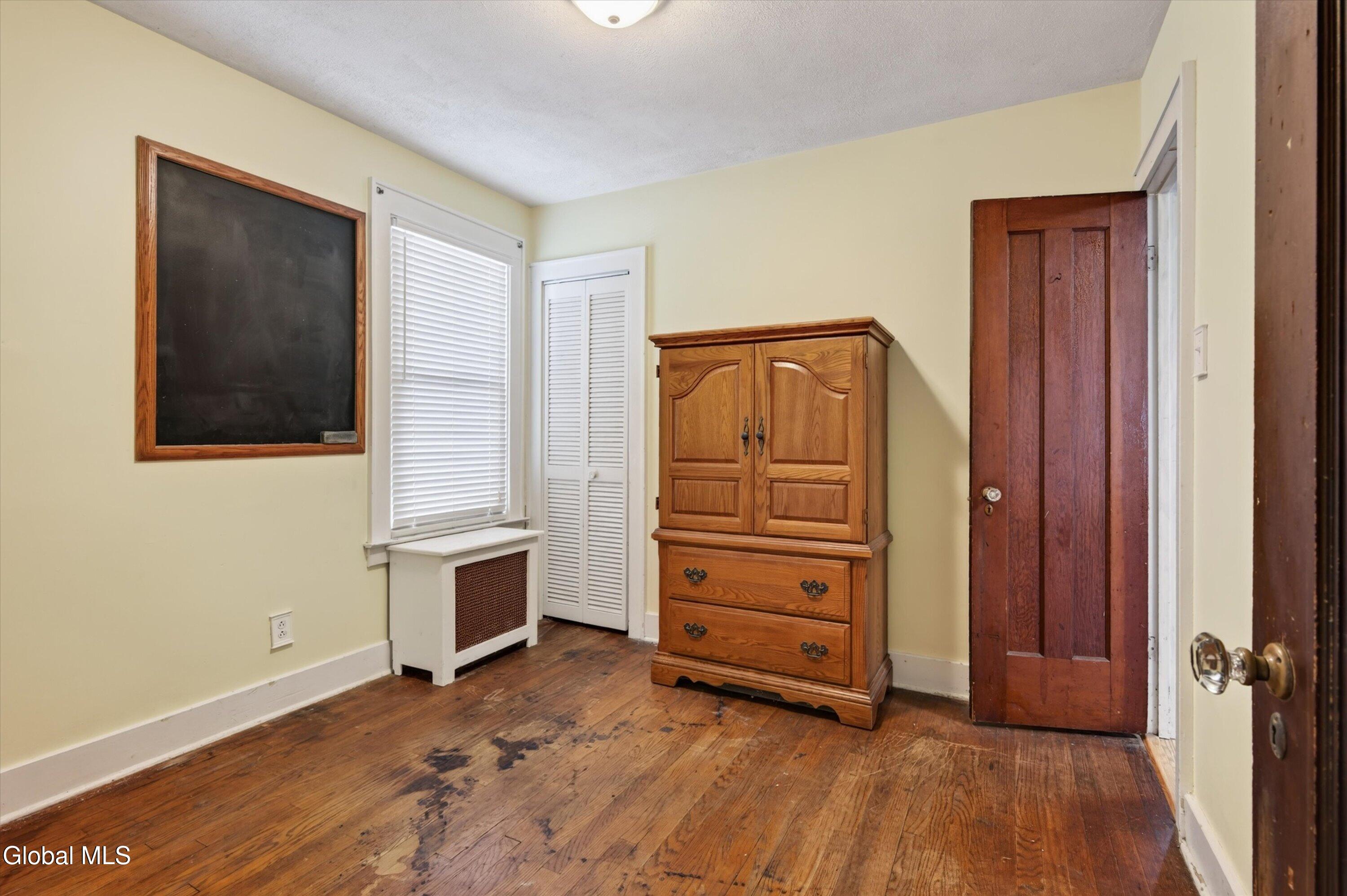 1452 Garner Avenue Schenectady NY 12309