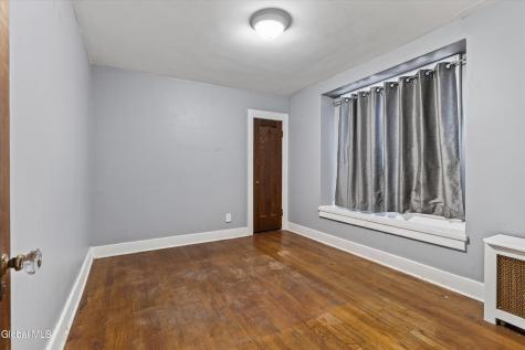 1452 Garner Avenue Schenectady NY 12309