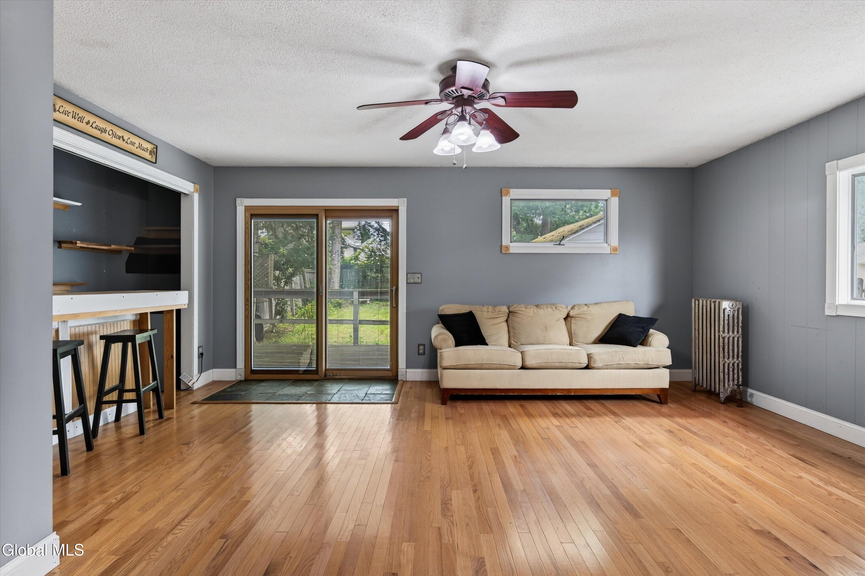 1452 Garner Avenue Schenectady NY 12309