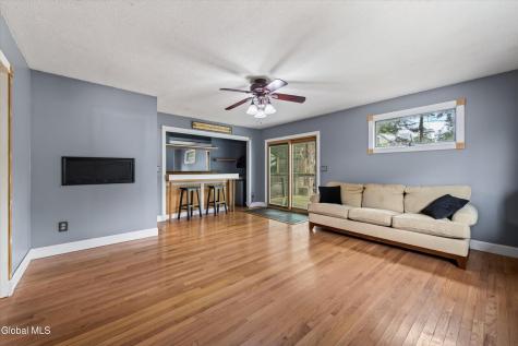 1452 Garner Avenue Schenectady NY 12309
