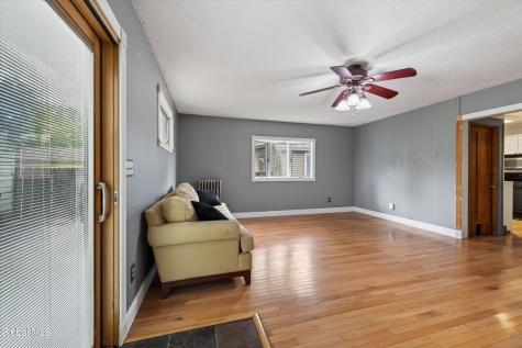 1452 Garner Avenue Schenectady NY 12309