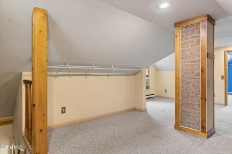 1452 Garner Avenue Schenectady NY 12309