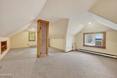1452 Garner Avenue Schenectady NY 12309