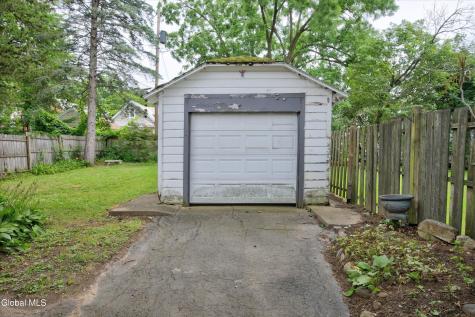 1452 Garner Avenue Schenectady NY 12309