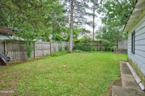 1452 Garner Avenue Schenectady NY 12309