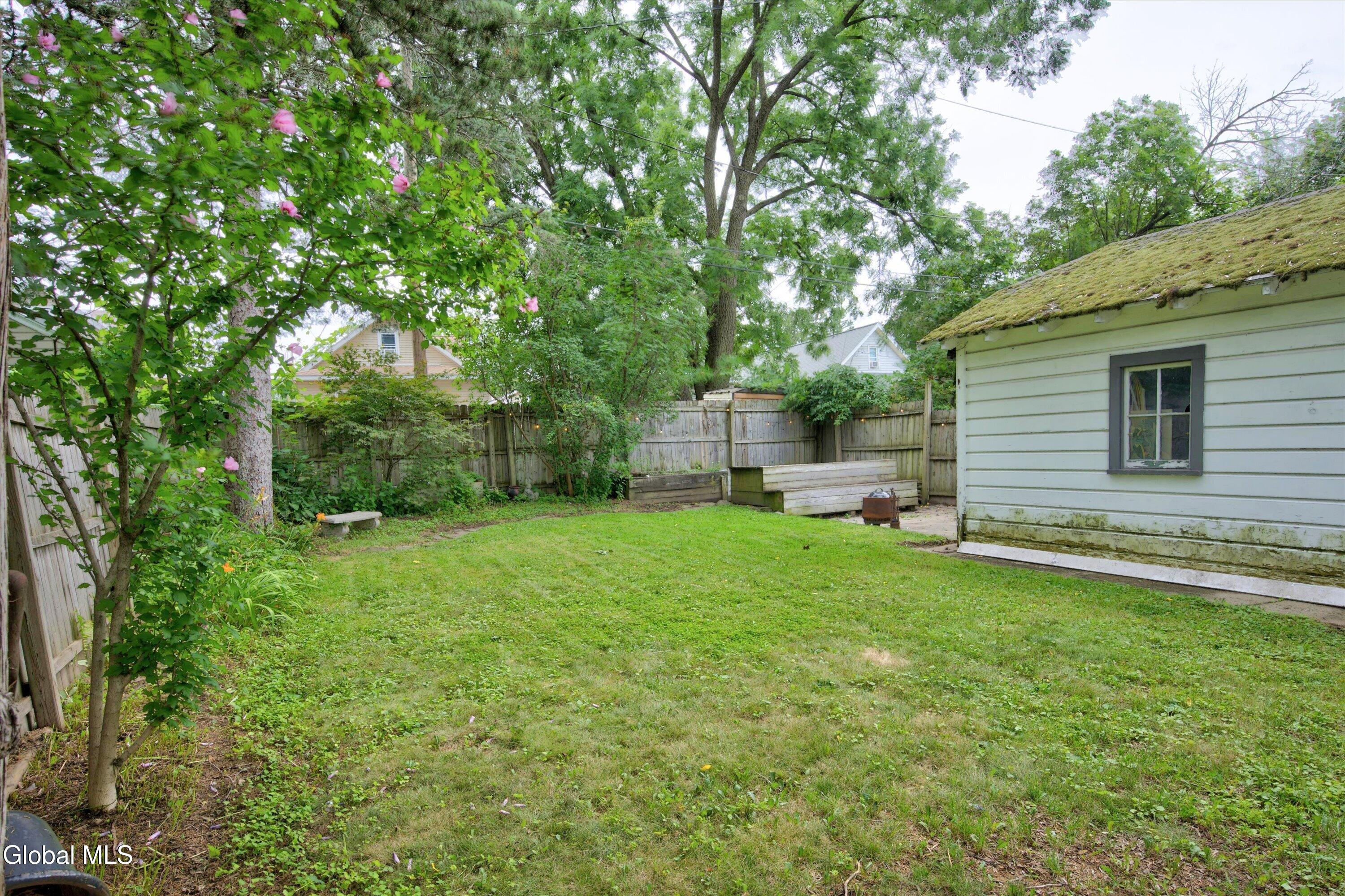 1452 Garner Avenue Schenectady NY 12309