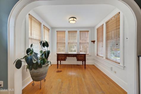 1452 Garner Avenue Schenectady NY 12309