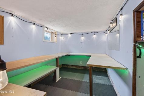 1452 Garner Avenue Schenectady NY 12309