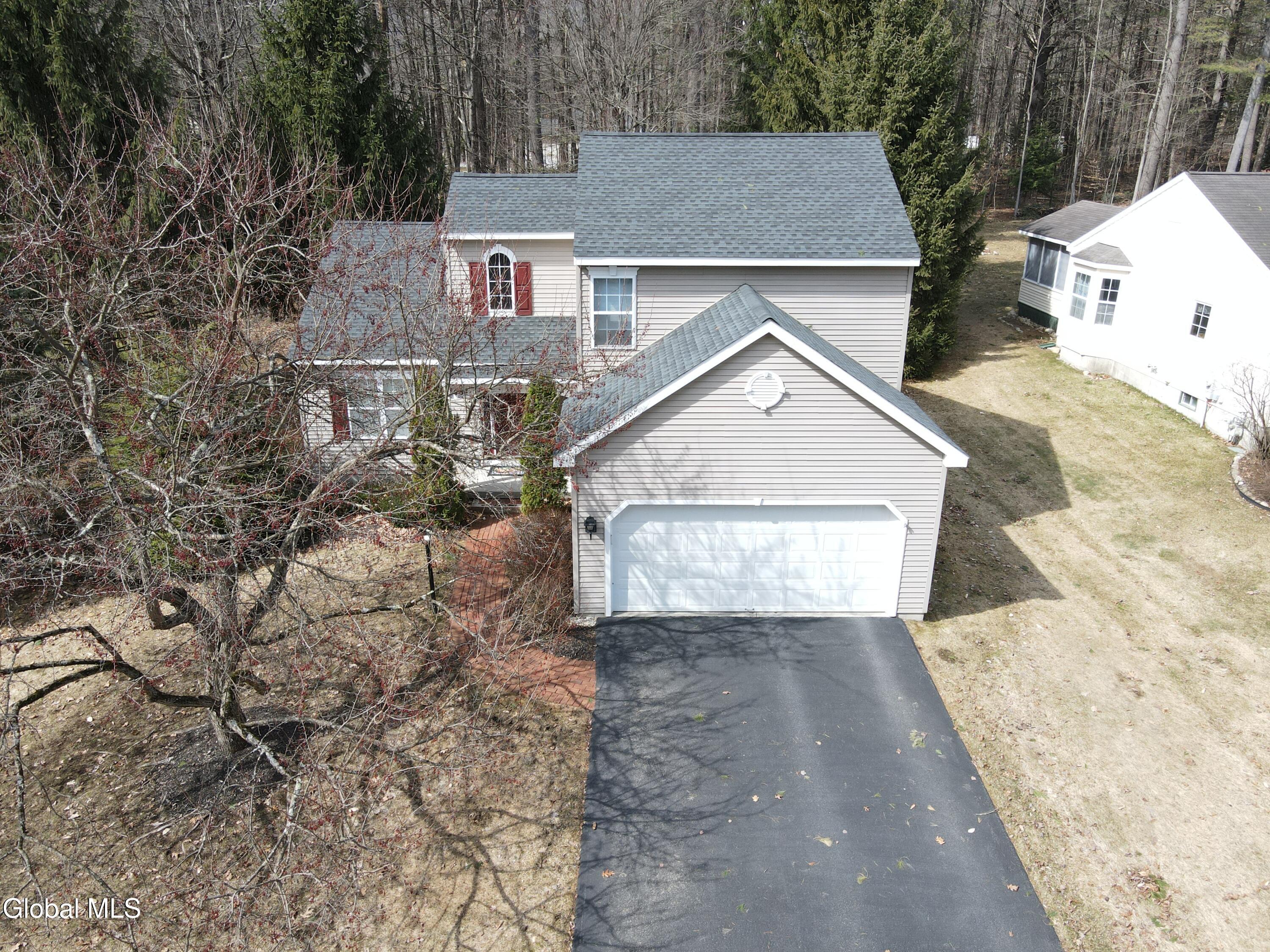 48 Kettles Way Queensbury NY 12804
