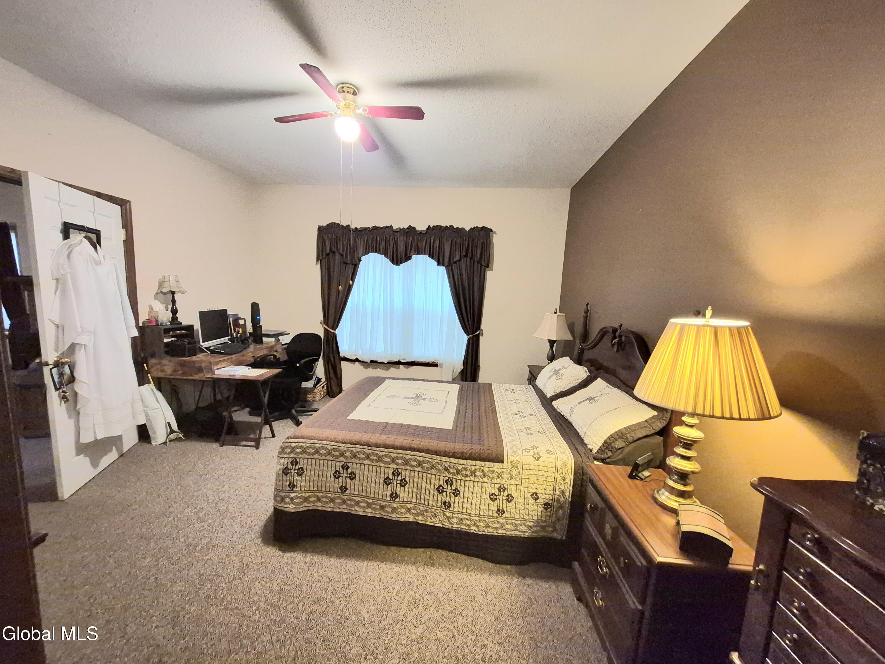 48 Kettles Way Queensbury NY 12804