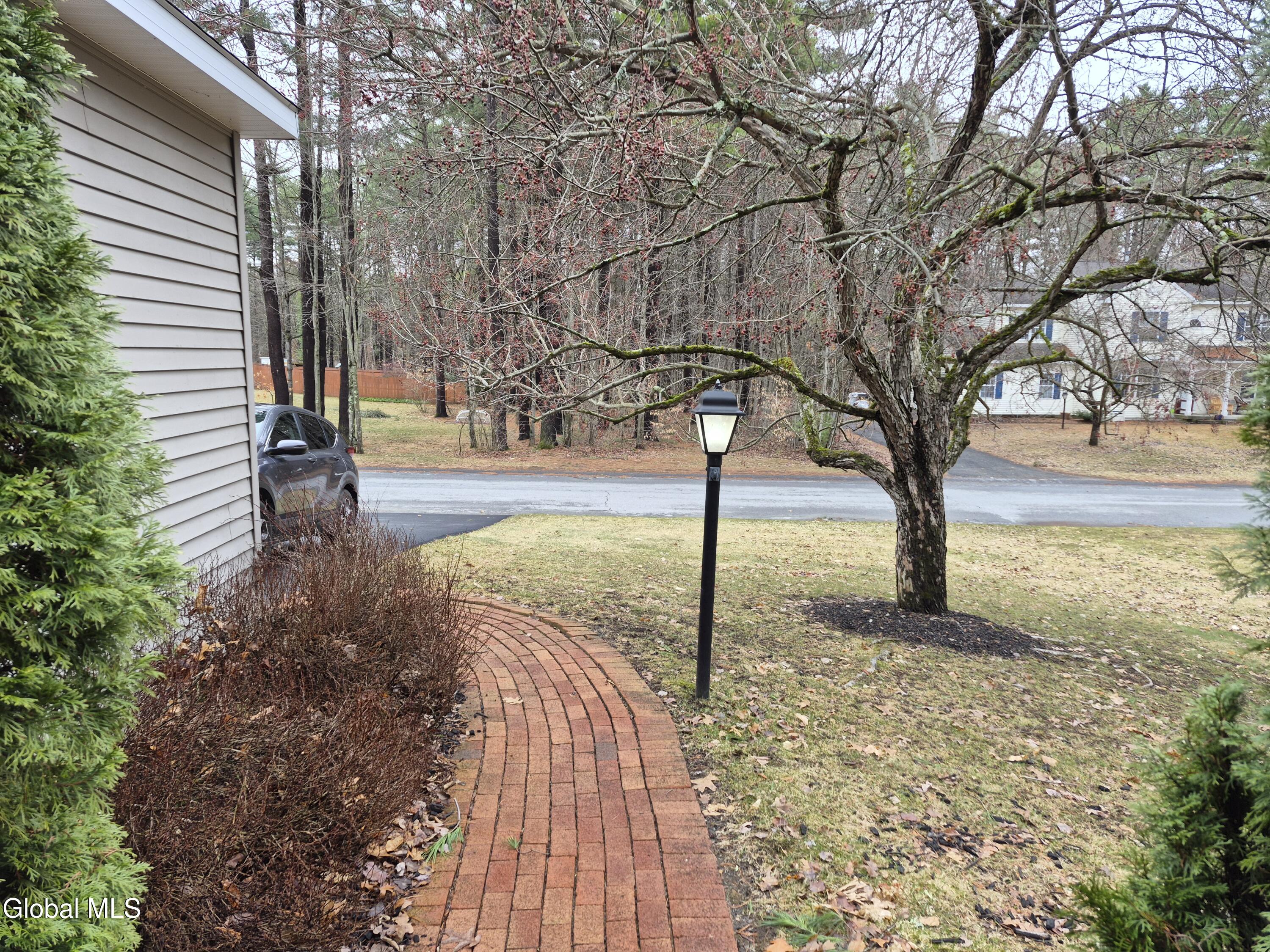 48 Kettles Way Queensbury NY 12804