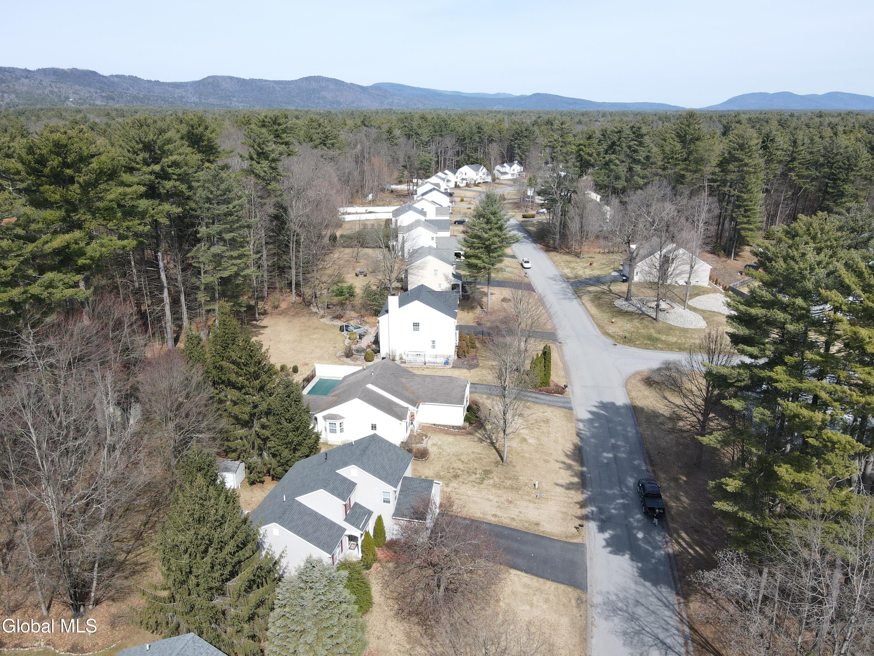 48 Kettles Way Queensbury NY 12804