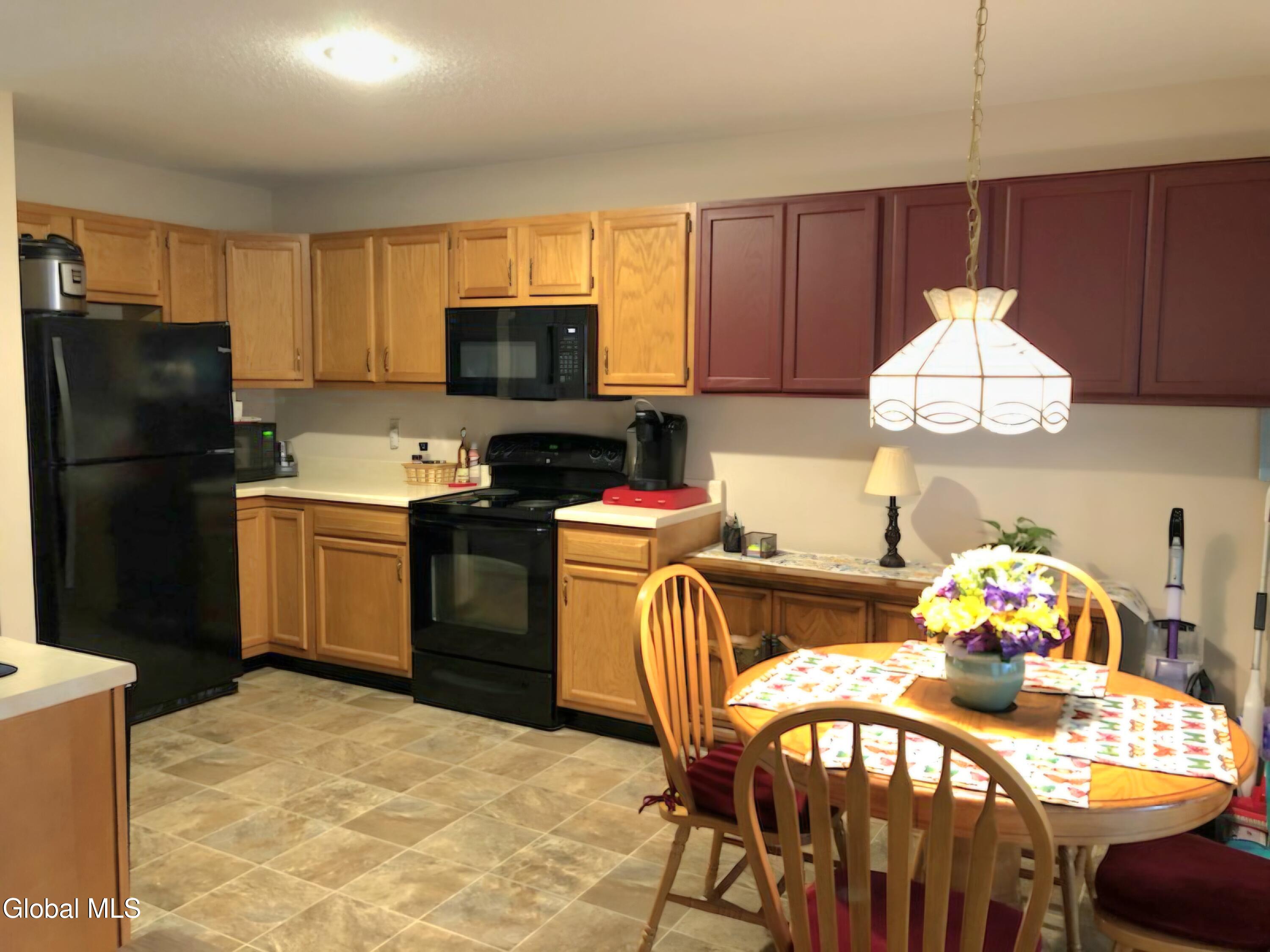 48 Kettles Way Queensbury NY 12804