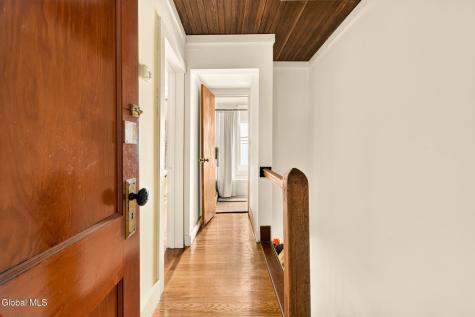 33 Grove Avenue Albany NY 12208