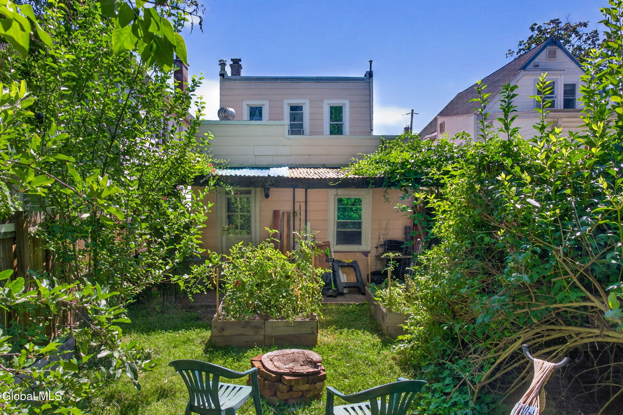 33 Grove Avenue Albany NY 12208