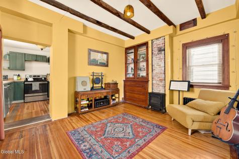 33 Grove Avenue Albany NY 12208