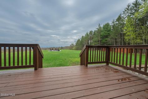 4 Debbie Drive Altamont NY 12009