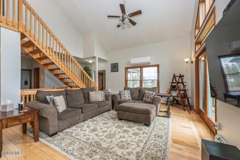 4 Debbie Drive Altamont NY 12009