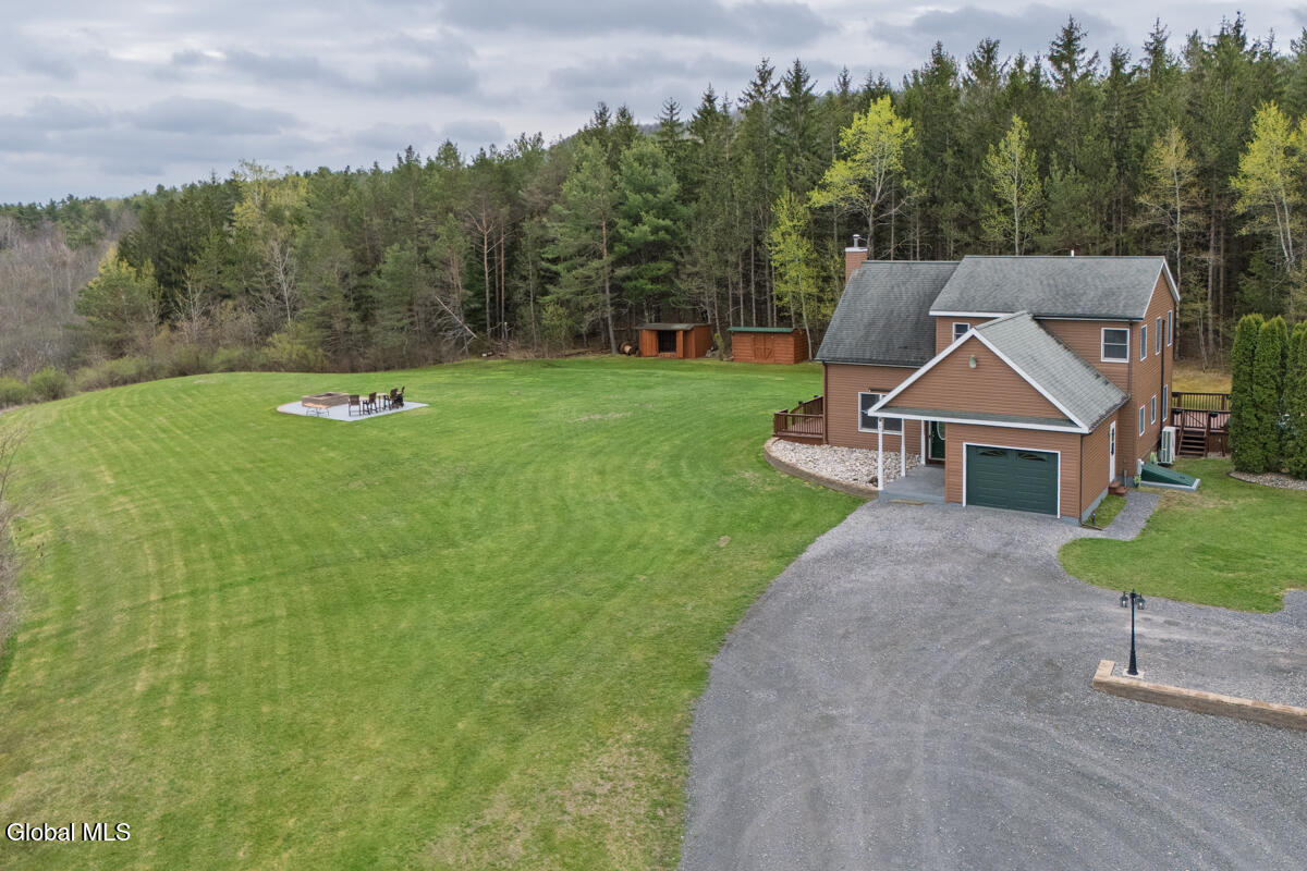 4 Debbie Drive Altamont NY 12009
