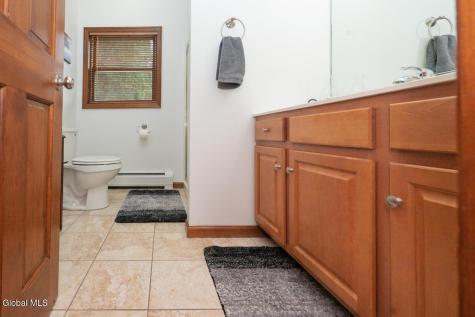 4 Debbie Drive Altamont NY 12009