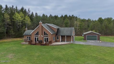 4 Debbie Drive Altamont NY 12009