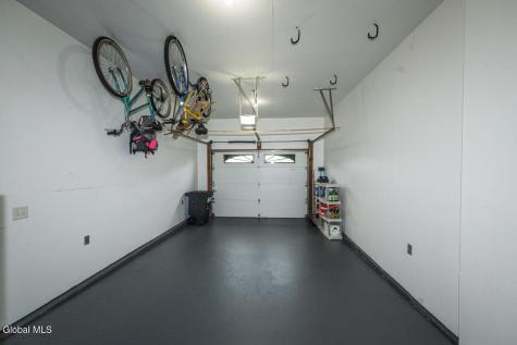 4 Debbie Drive Altamont NY 12009