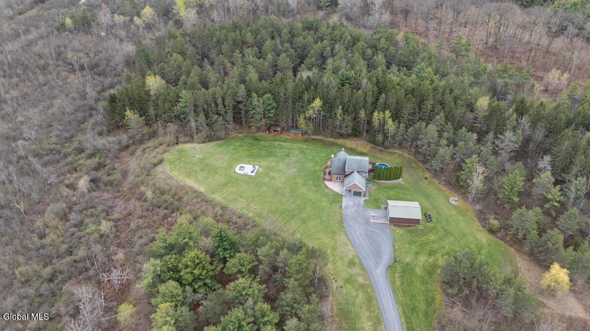 4 Debbie Drive Altamont NY 12009